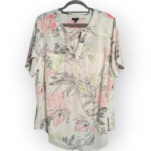 Torrid Women's Harper Challis Short Sleeve Blouse Tropical Floral Pastel Print